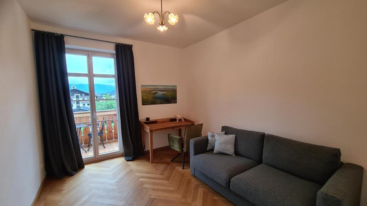 Bunter Hirsch Ferienwohnung Im Garmischer Zentrum Экстерьер фото
